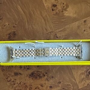 Kendra Scott Gold Two-Tone Apple Watch Band